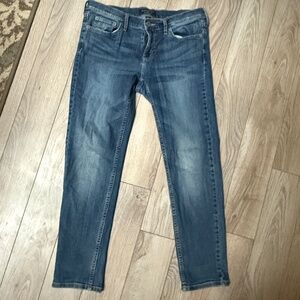 Banana Republic Girlfriend Jean size 27/4